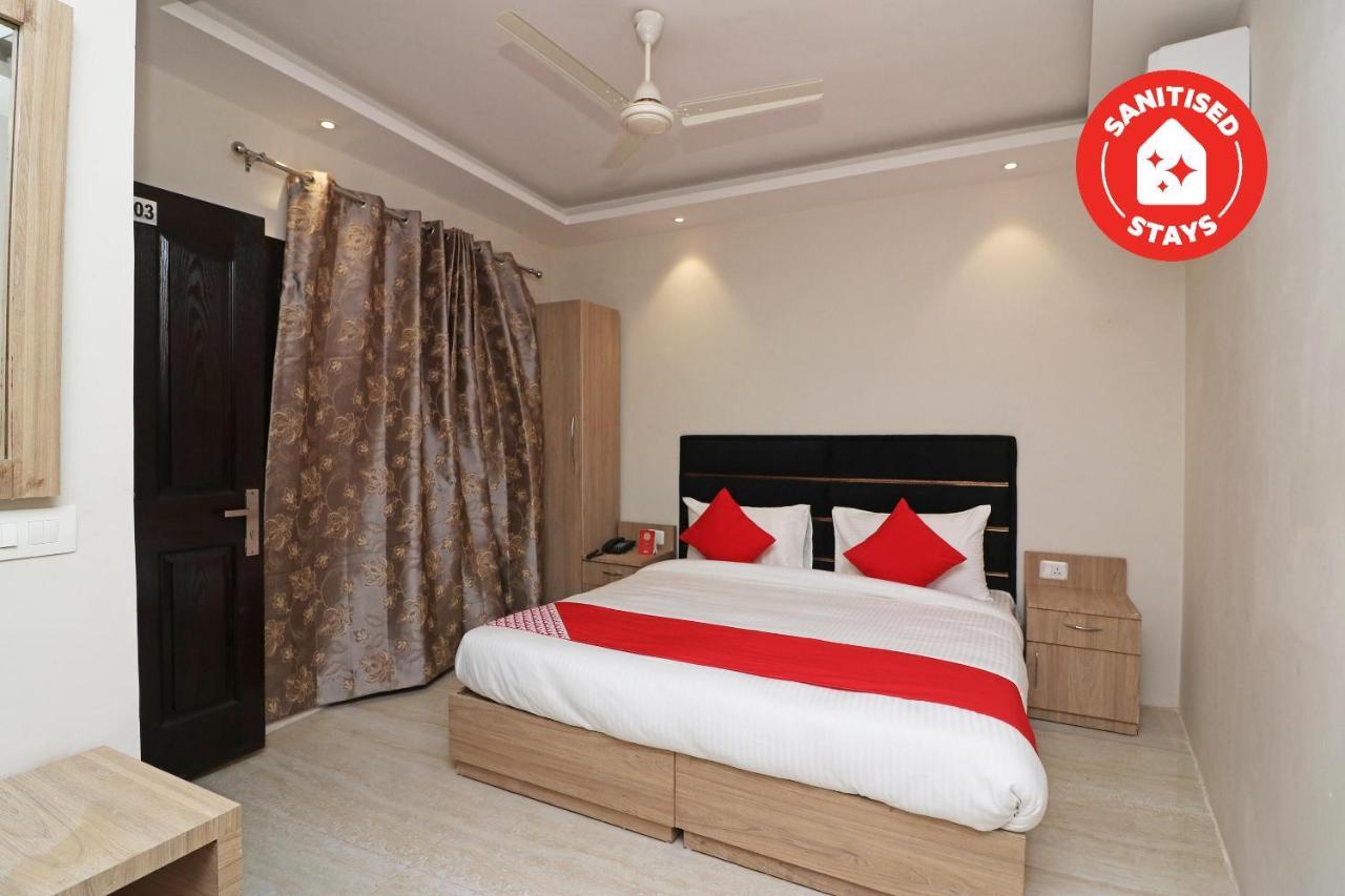 Oyo 70574 Chowdhury Lodge Bankura Bagian luar foto