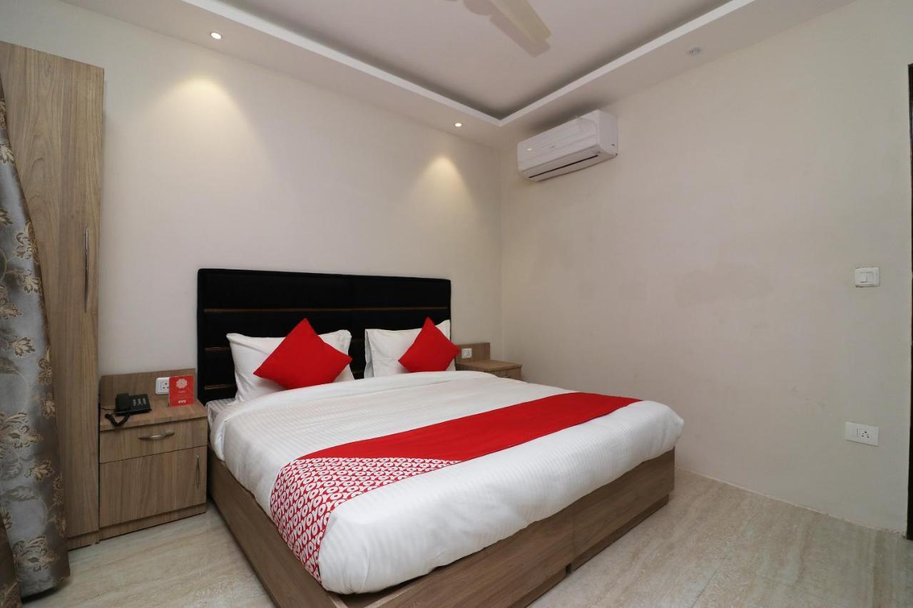 Oyo 70574 Chowdhury Lodge Bankura Bagian luar foto